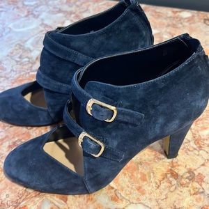 Blue Suede Bella Vita Pump Heel